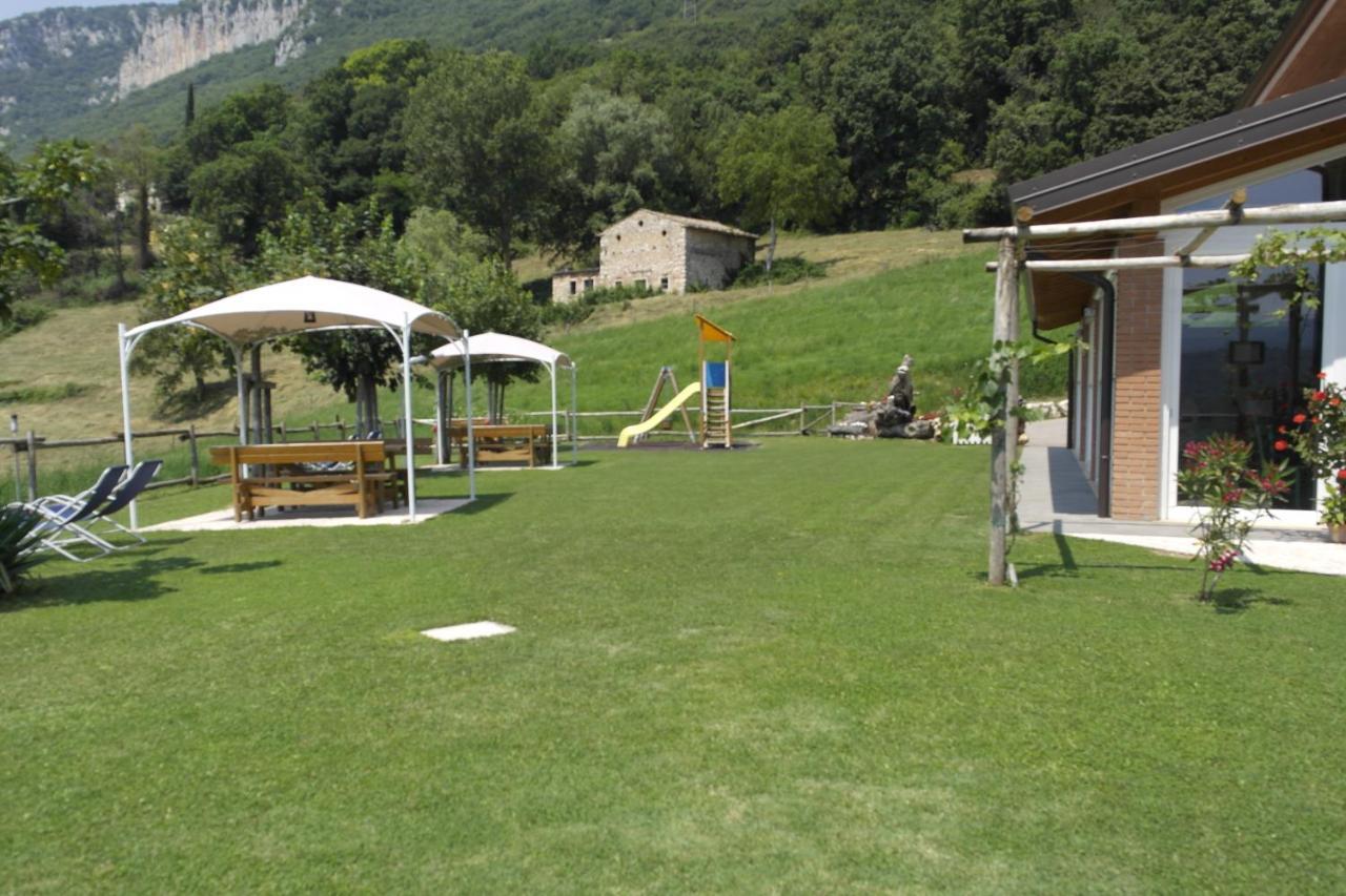 Agriturismo Fattoria Monte Baldo Vista Lago Caprino Veronese Exterior photo