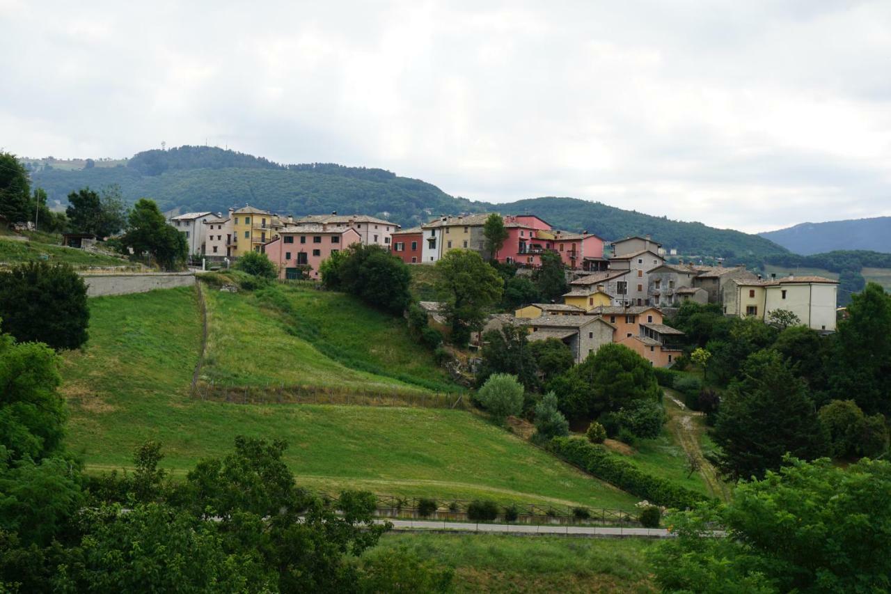 Agriturismo Fattoria Monte Baldo Vista Lago Villa Caprino Veronese Exterior photo